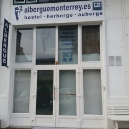 Monterrey بيت شباب